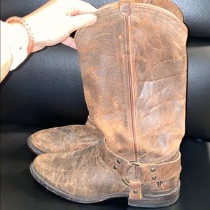 Women’s Frye Boots!!